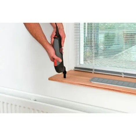 Skil Outil Multifonctions 1470 AA Outil Multifonction 200W Avec Abrasif + Accessoires 3 Skil Outil Multifonctions 1470 AA Outil Multifonction 200W Avec Abrasif + Accessoires – Image 3